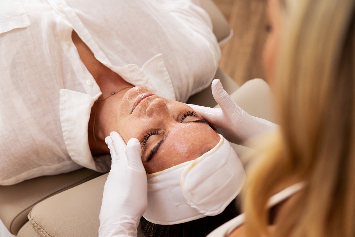 Scar treatment consultation at Eltham Cosmetic Clinic, Melbourne